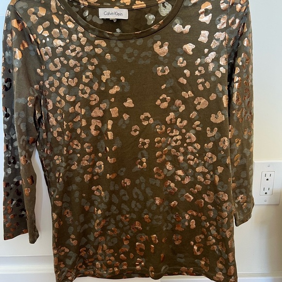 Calvin Klein olive green metallic top NWOT S - Picture 2 of 10